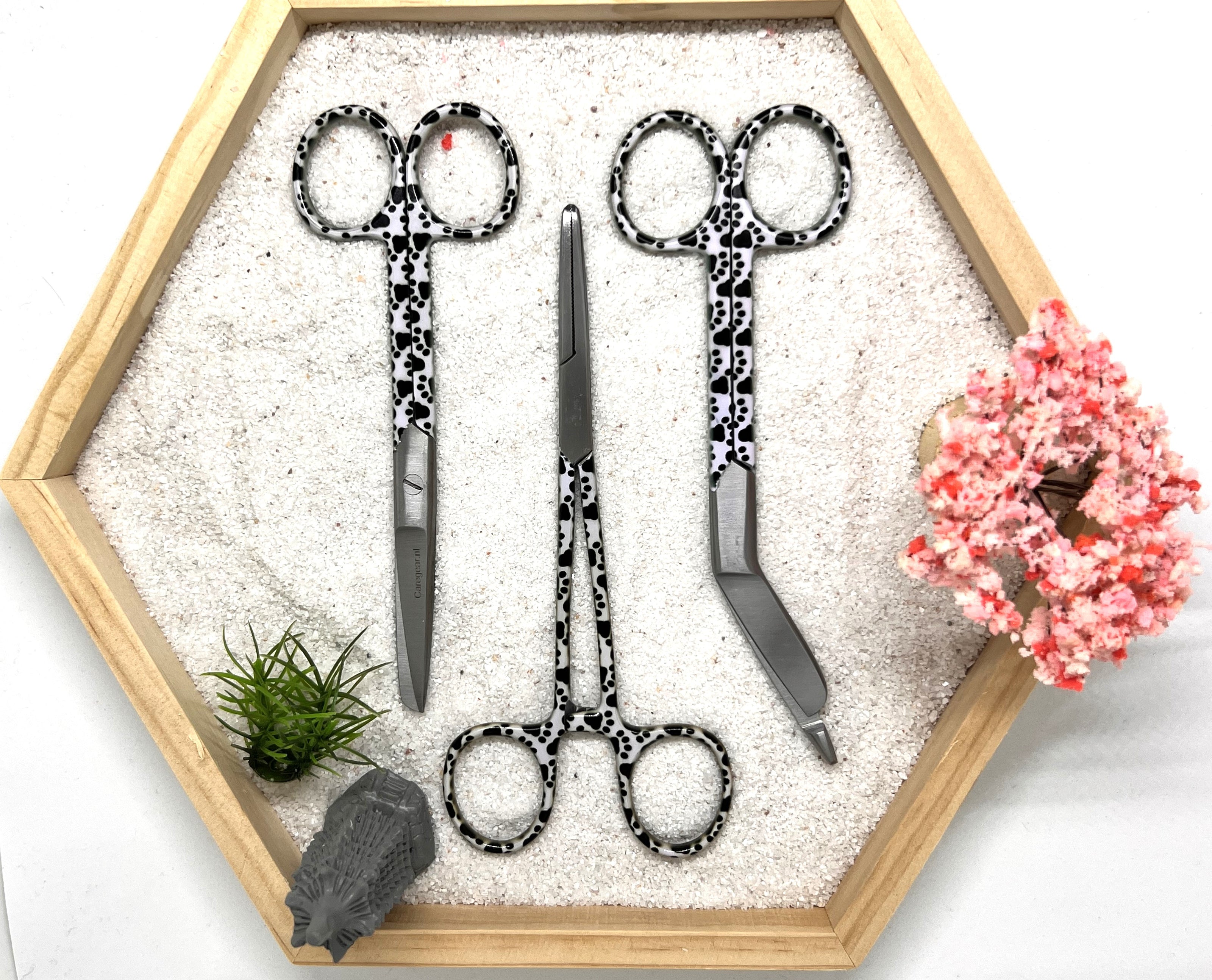 3 delige set zwart wit met honden pootjes (+ naam graveren)